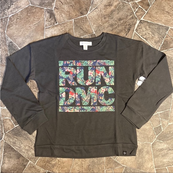 NEW Treasure & Bond Run DMC Sweatshirt Kids XL or Adult Small Retail $39 - Picture 3 of 10